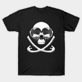 Snorkeling Pirate flag | Free Diving T-Shirt